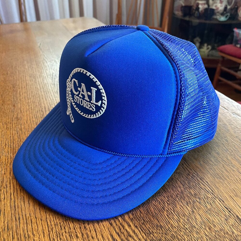 Men's CAL Stores Blue Snapback Mesh Back Trucker Hat Cap Vintage